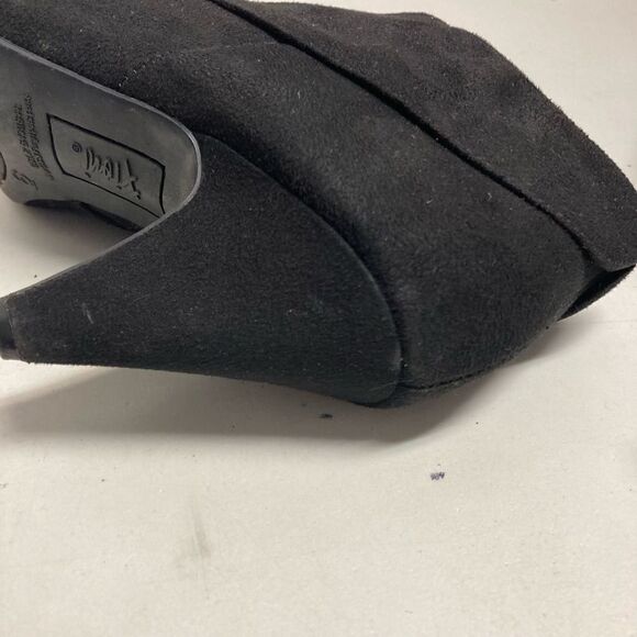 FIONI Faux Suede Ankle Booties Size 6 Black‎ - Picture 11 of 12